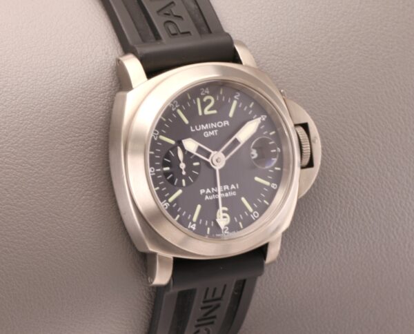 Panerai Luminor GMT (Pre-Order)