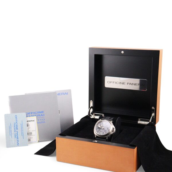 Panerai Luminor GMT (Pre-Order)